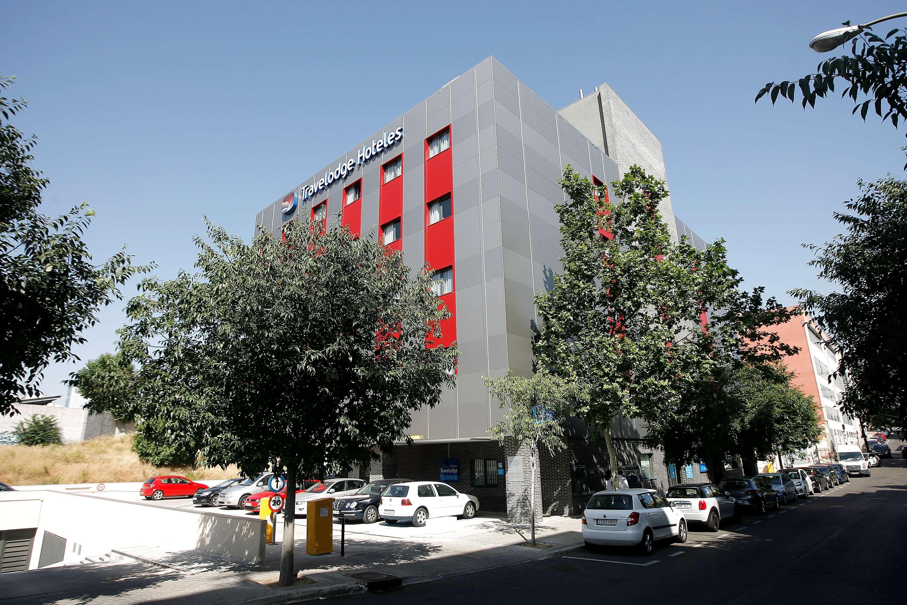 Travelodge Madrid Metropolitano Exterior foto