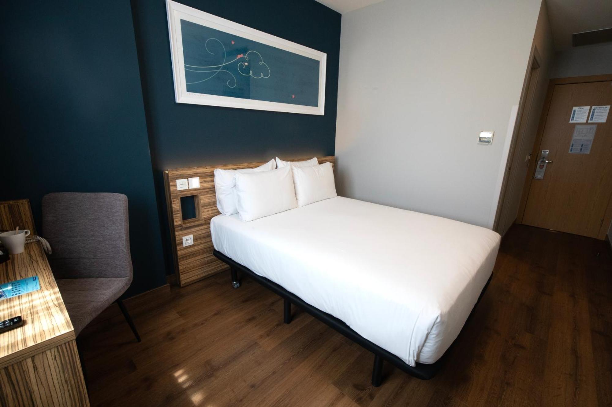 Travelodge Madrid Metropolitano Cameră foto